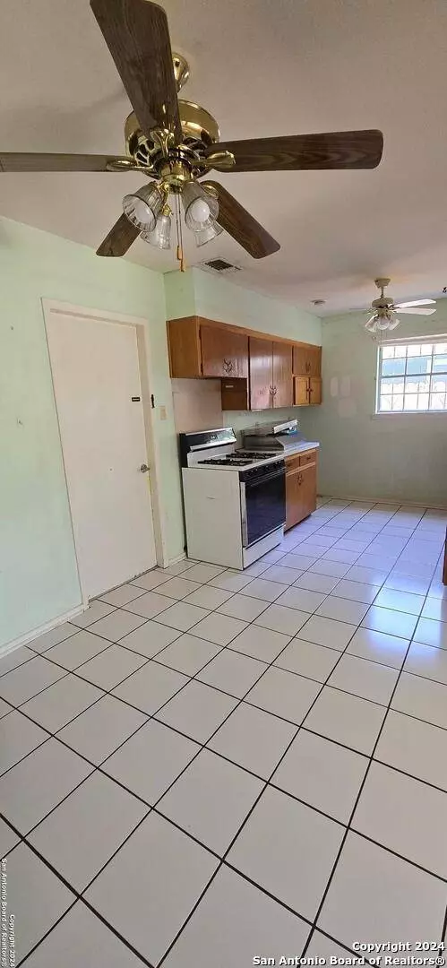 2818 Wilson, San Antonio, TX 78201