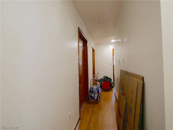 72260 Barton RD, Bridgeport, OH 43912