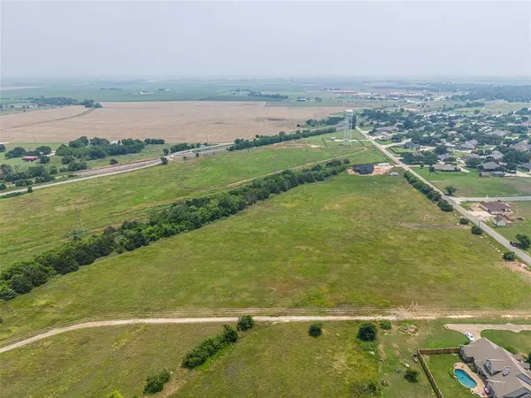 Lot 2 Grady Calvery Drive, West, TX 76691