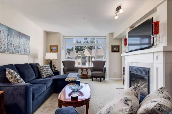 5685 Edgewater Lane #303, Nanaimo, BC V9T 6K3