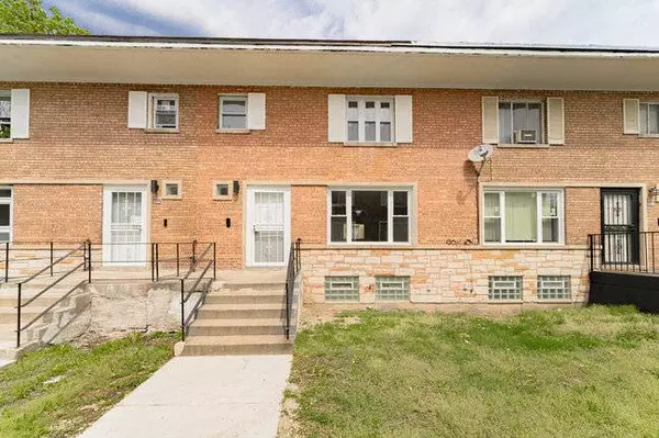 8315 S Ingleside AVE, Chicago, IL 60619