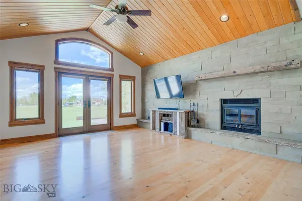 1109 Yellowstone AVE, Belgrade, MT 59714