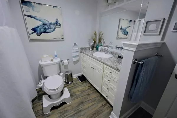 5 Lebanon St #1, Worcester, MA 01603