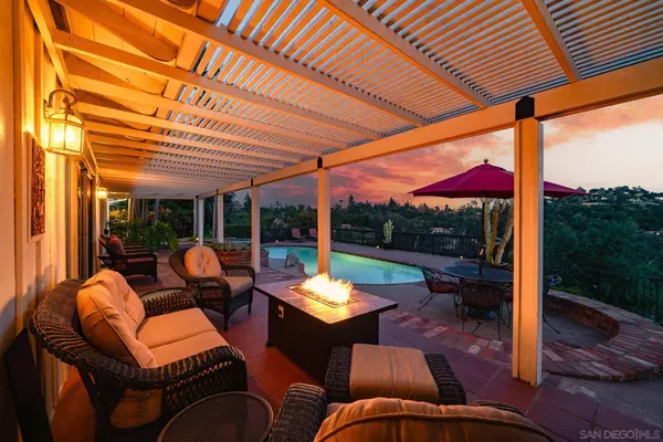 730 Hilbert Dr, Fallbrook, CA 92028