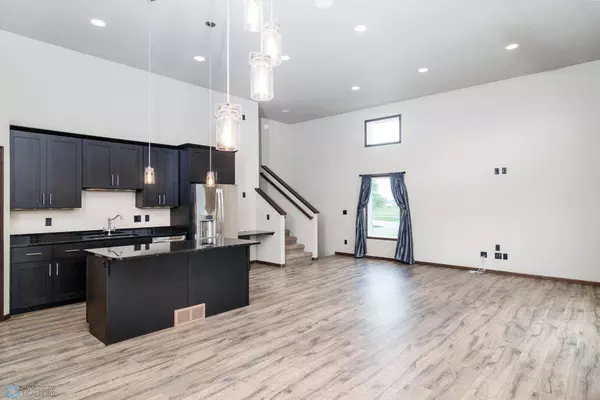 4361 55th ST S, Fargo, ND 58104