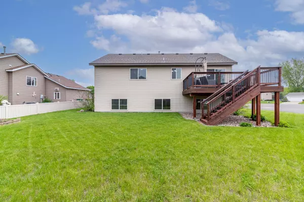 1000 4th ST N, Sartell, MN 56377