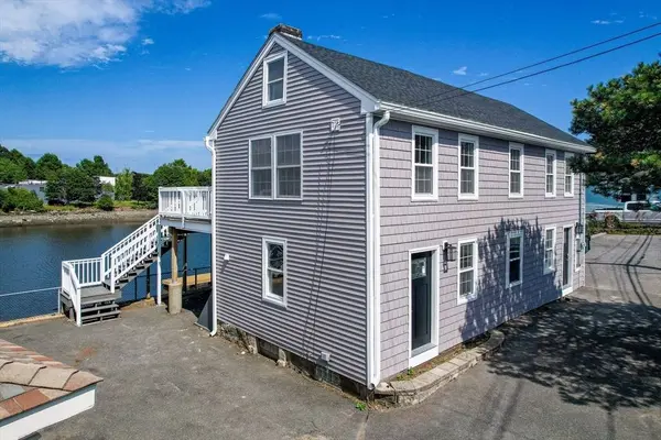 60 Water St #B, Danvers, MA 01923