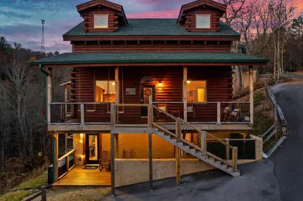 2920 Joyner Hills LN, Sevierville, TN 37876