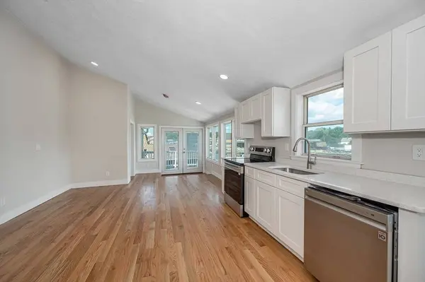 60 Water St #B, Danvers, MA 01923