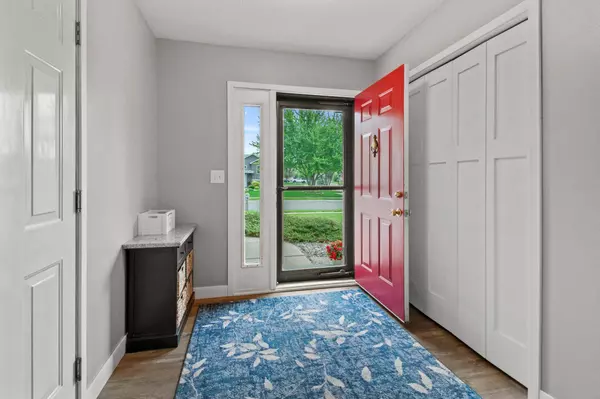 1000 4th ST N, Sartell, MN 56377