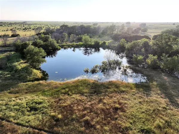 8767 Fm 1602, Hamilton, TX 76531