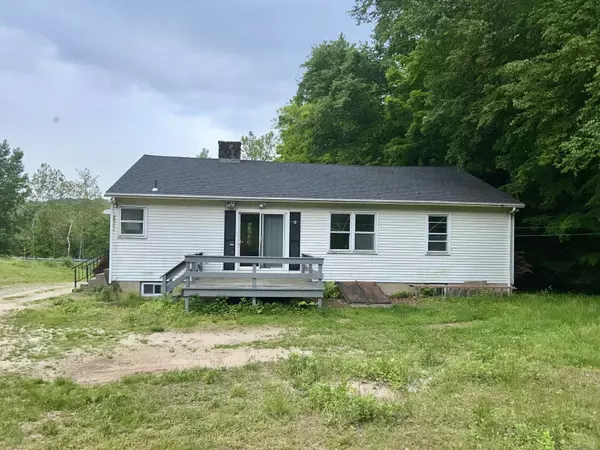 626 Roosevelt Drive, Oxford, CT 06478