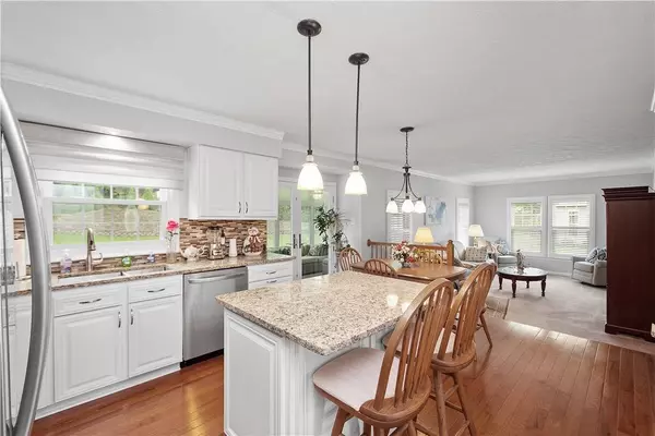 104 Camelot Circle, Coraopolis, PA 15108