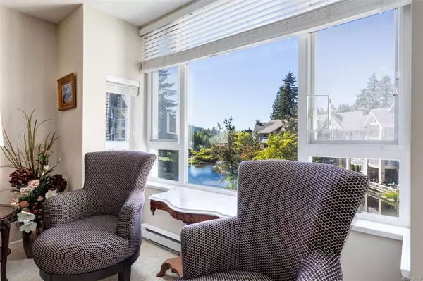 5685 Edgewater Lane #303, Nanaimo, BC V9T 6K3