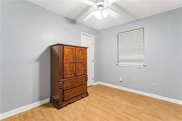 4907 MAJOR DR, New Orleans, LA 70128