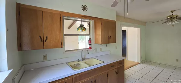 2818 Wilson, San Antonio, TX 78201