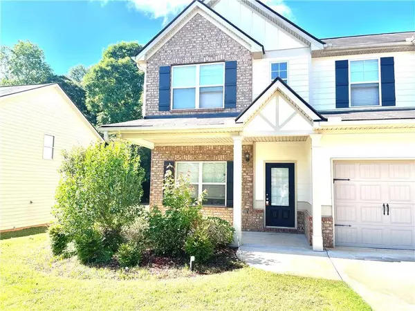 8028 Abington DR, Locust Grove, GA 30248