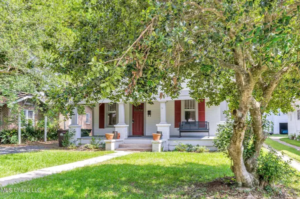702 Mamie Street, Hattiesburg, MS 39401
