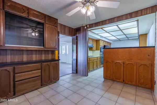 14822 N DANUBE Court, Phoenix, AZ 85053