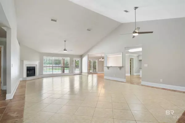 24235 Montesino Lane, Elberta, AL 36530