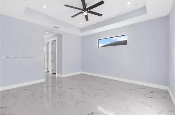 316 SW 14th Ave, Cape Coral, FL 33991