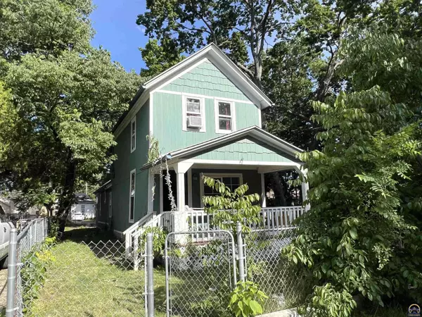 624 SE Chandler ST, Topeka, KS 66607