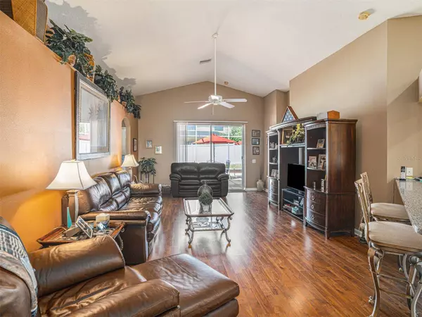 2703 PANKAW LN, Valrico, FL 33596