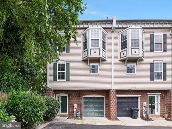 24 W MCCAULLEY CT, Wilmington, DE 19801