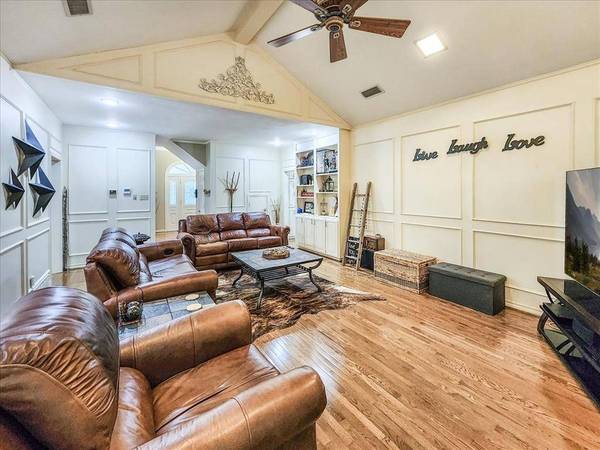 3603 Lake Powell Drive, Arlington, TX 76016