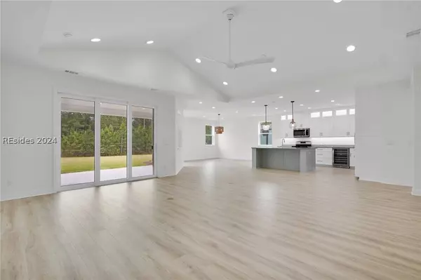 1228 Parrot AVE, Hardeeville, SC 29927