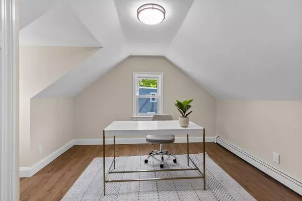 29 Doty Dr, Stoughton, MA 02072