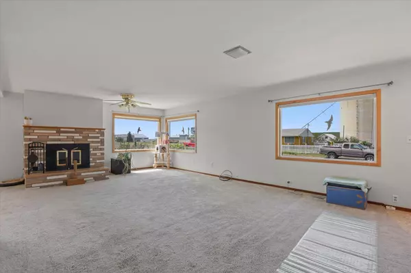 507 S Crystal St, Lacrosse, WA 99143