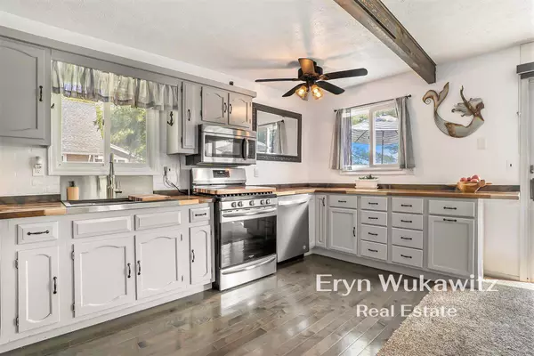 3731 Holiday Drive, Greenville, MI 48838