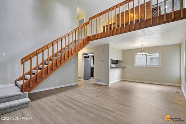 3201 Tayshee CIR, Anchorage, AK 99504