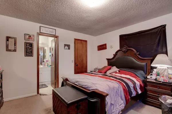 2367 PINE TREE TER, Kissimmee, FL 34744