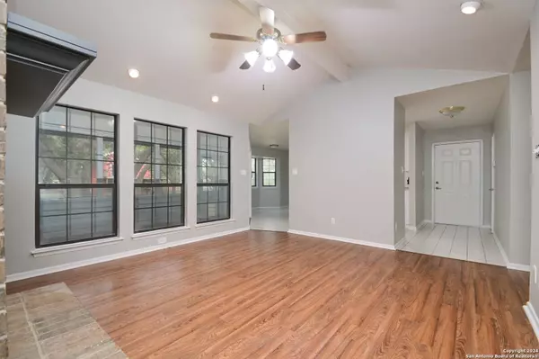 25311 Broad Oak Trail, San Antonio, TX 78255