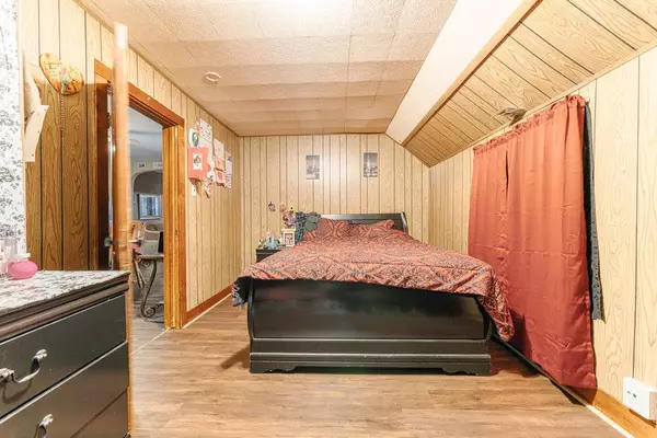 13029 Chicago ST, Blue Island, IL 60406