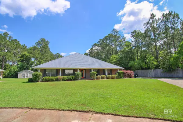 24235 Montesino Lane, Elberta, AL 36530