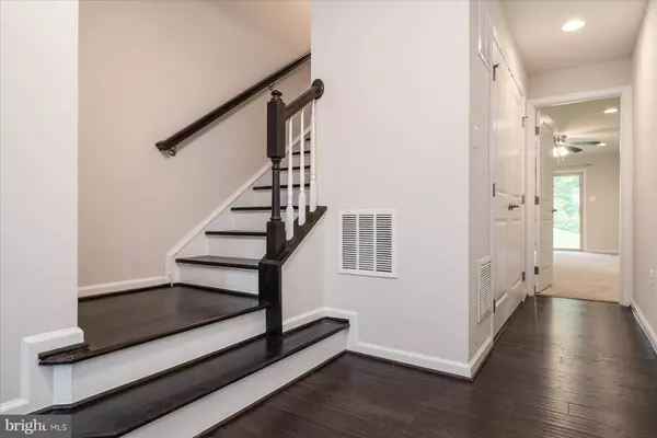 2734 FREDERICKSBURG RD, Hanover, MD 21076