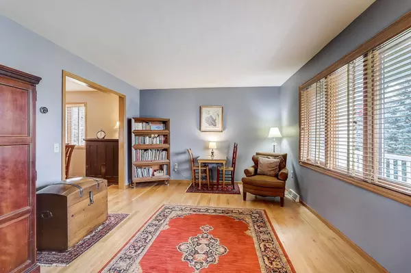 1106 Heritage Court, Waunakee, WI 53597