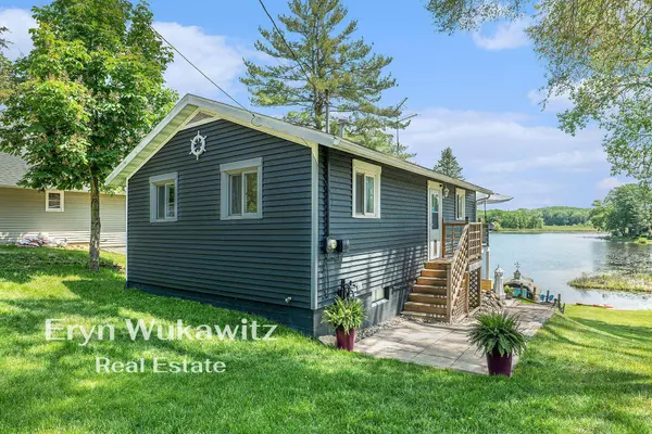 3731 Holiday Drive, Greenville, MI 48838