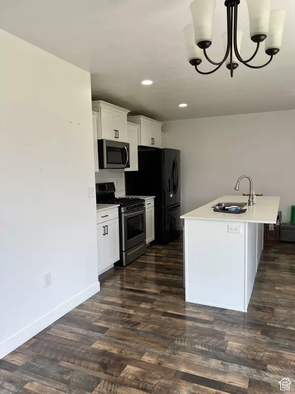 6917 W HERA WAY, West Jordan, UT 84081