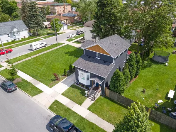 2223 DesPlaines ST, Blue Island, IL 60406