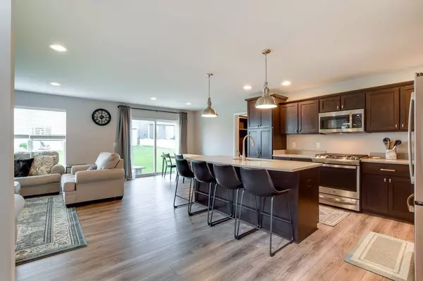 6011 Stoney Oak Lane, Madison, WI 53718