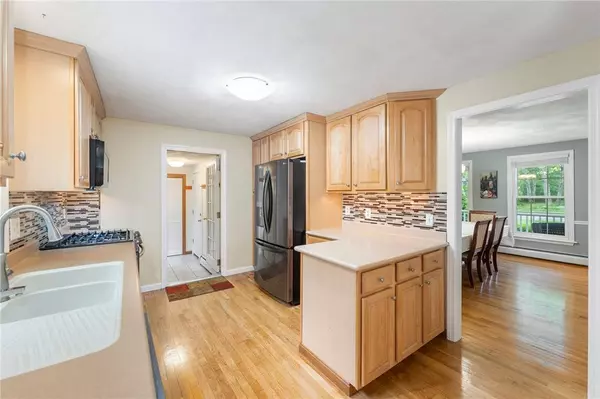 3 Tamarack TRL, Coventry, RI 02816