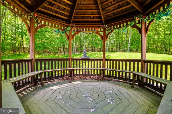 252 WOODS CROSSING, Saylorsburg, PA 18353