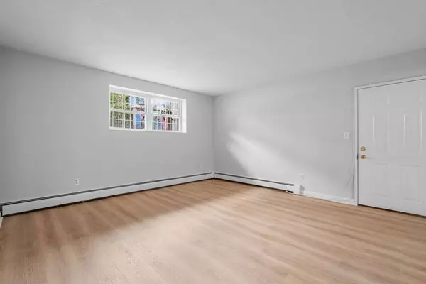 4 Robinwood Ave #2, Boston, MA 02130