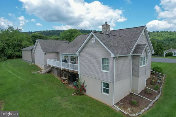 251 MONARCH CT, Martinsburg, WV 25403