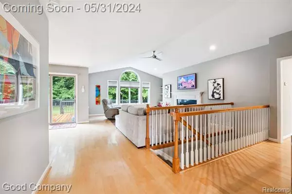 33955 AVONDALE Street, Westland, MI 48186