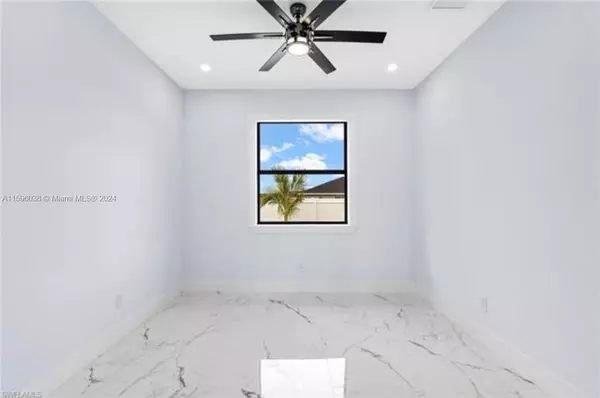 316 SW 14th Ave, Cape Coral, FL 33991